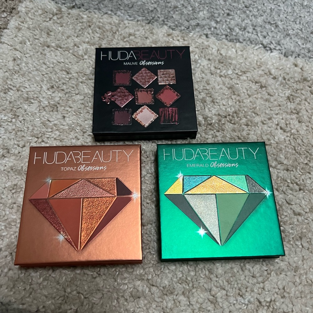 Huda beauty obsession pallets bundle